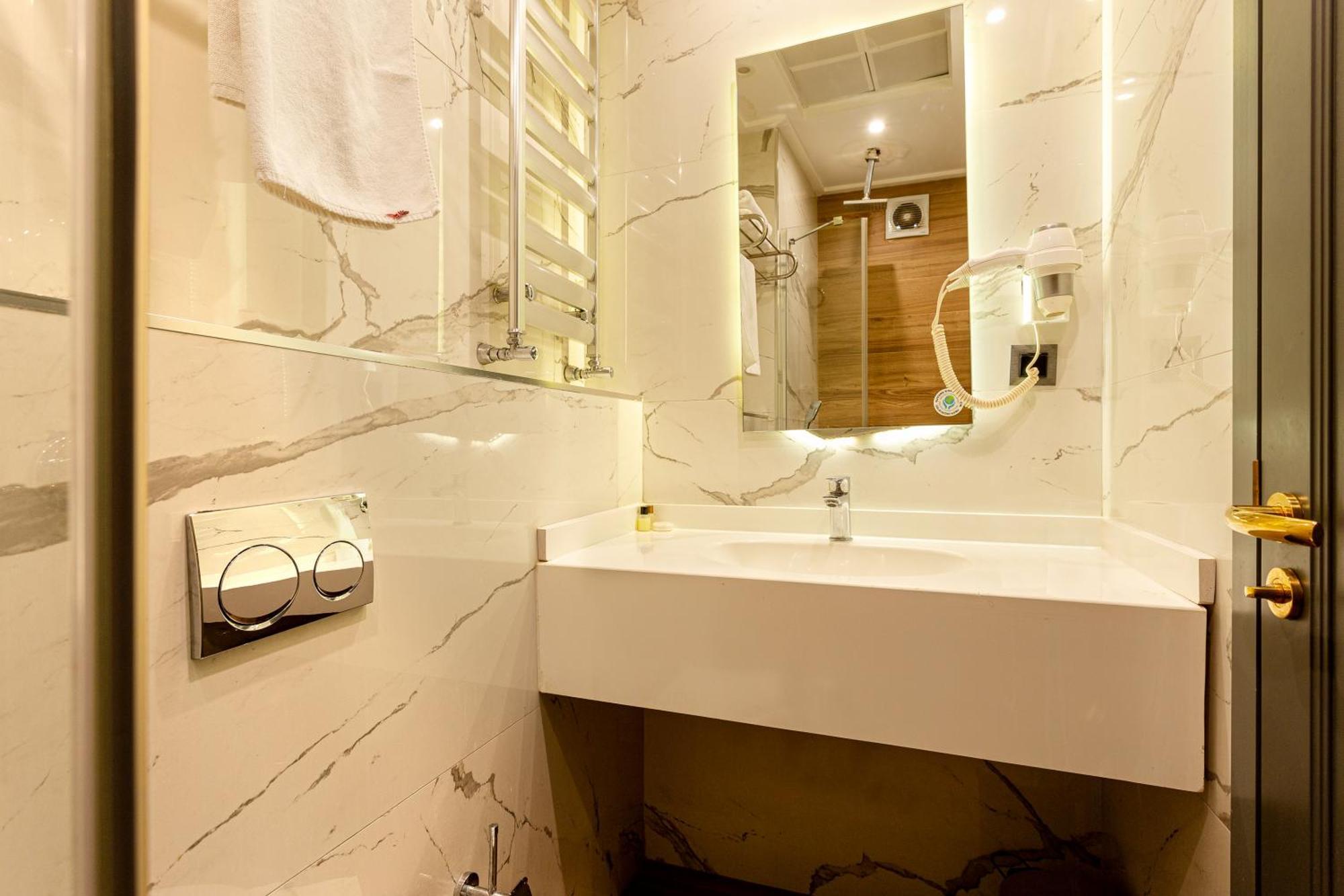 Santra Hotel Истанбул Екстериор снимка