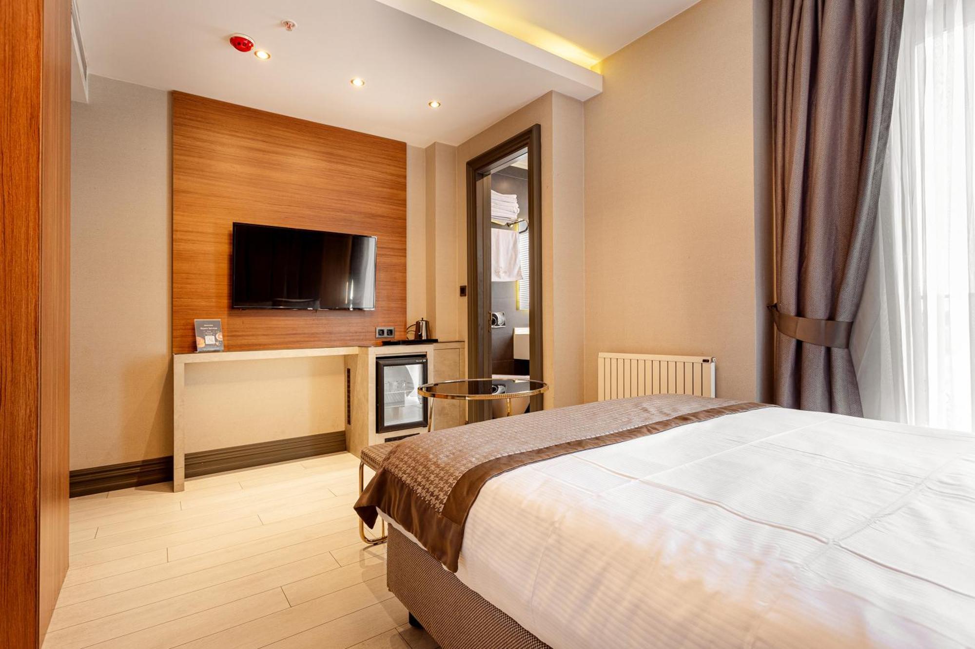 Santra Hotel Истанбул Екстериор снимка